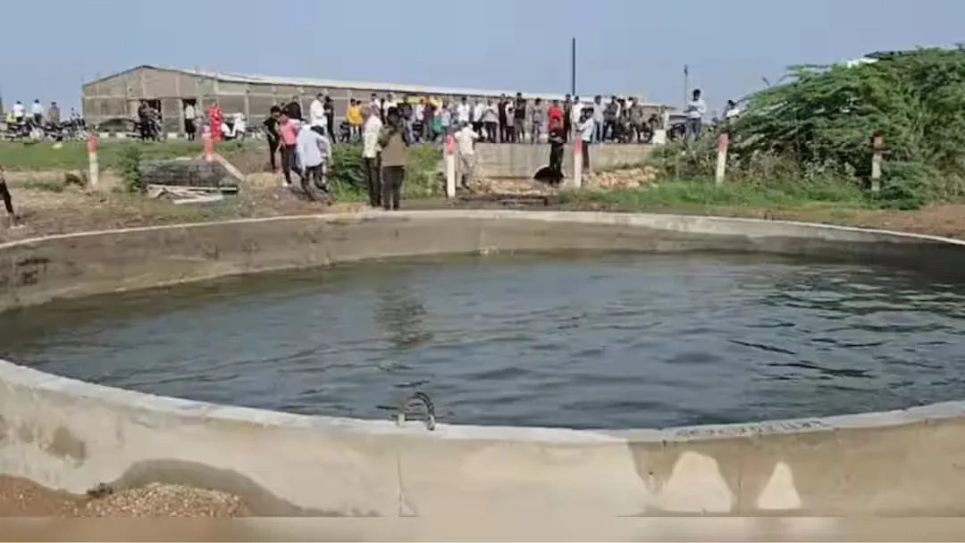 গুজরাটের গ্রামে কুয়োর জল নিজে থেকেই দুলছে, রহস্যের খোঁজে বিশেষজ্ঞরা