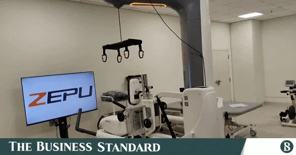 United Healthcare launches regular robotic surgery in Bangladesh