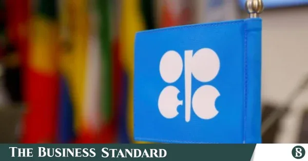 OPEC+ maintains oil production policy for October
